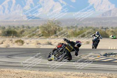 media/Dec-07-2025-CVMA (Sun) [[3e7d2de5dc]]/Race 18-Formula Twins-Formula 40 UL/